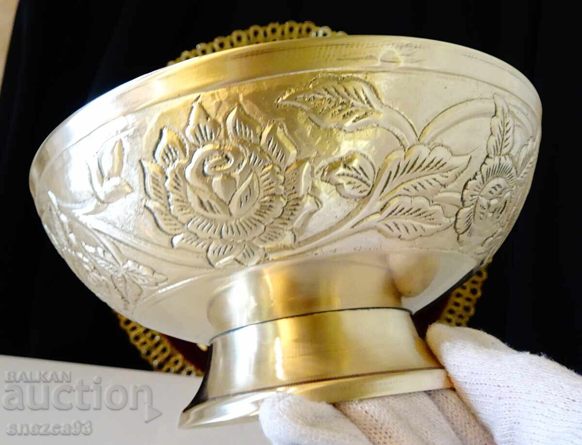 Bronze bonbonniere, serving dish, embossed roses with price € 18.50 | 36.18 BGN