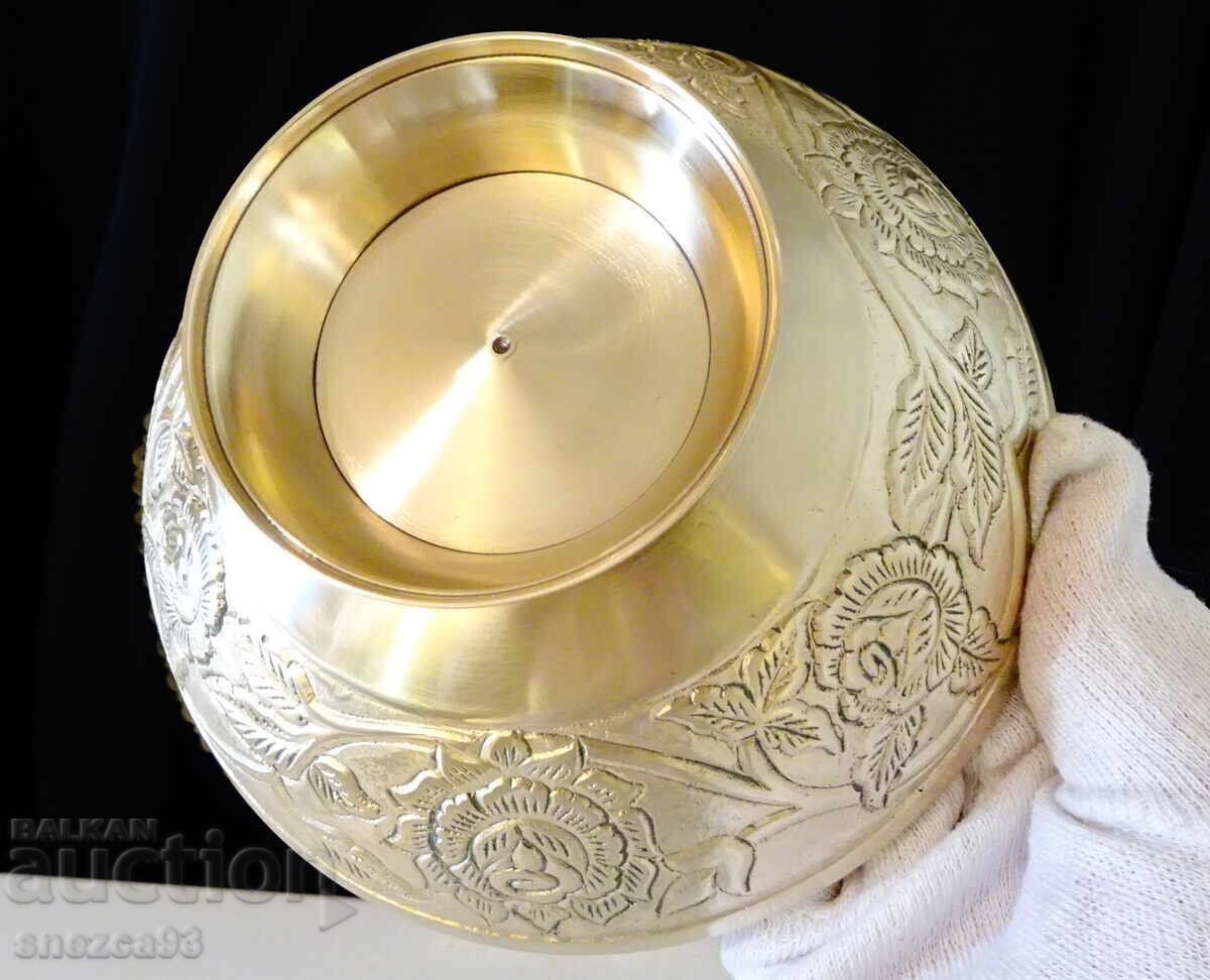 Bronze bonbonniere, serving dish, embossed roses - 7