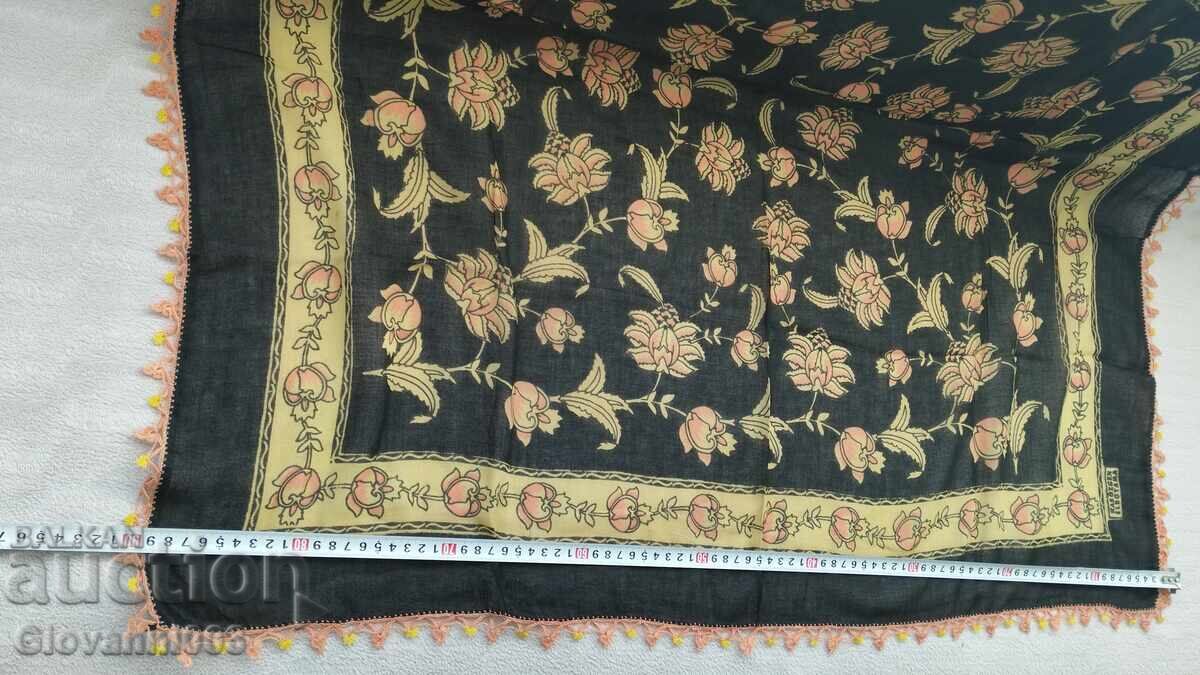 Δαντελένια μαντίλα 11 με τιμή € 29.00 | 56.72 BGN Δαντελένια μαντίλα 11 με τιμή € 29.00 | 56.72 BGN