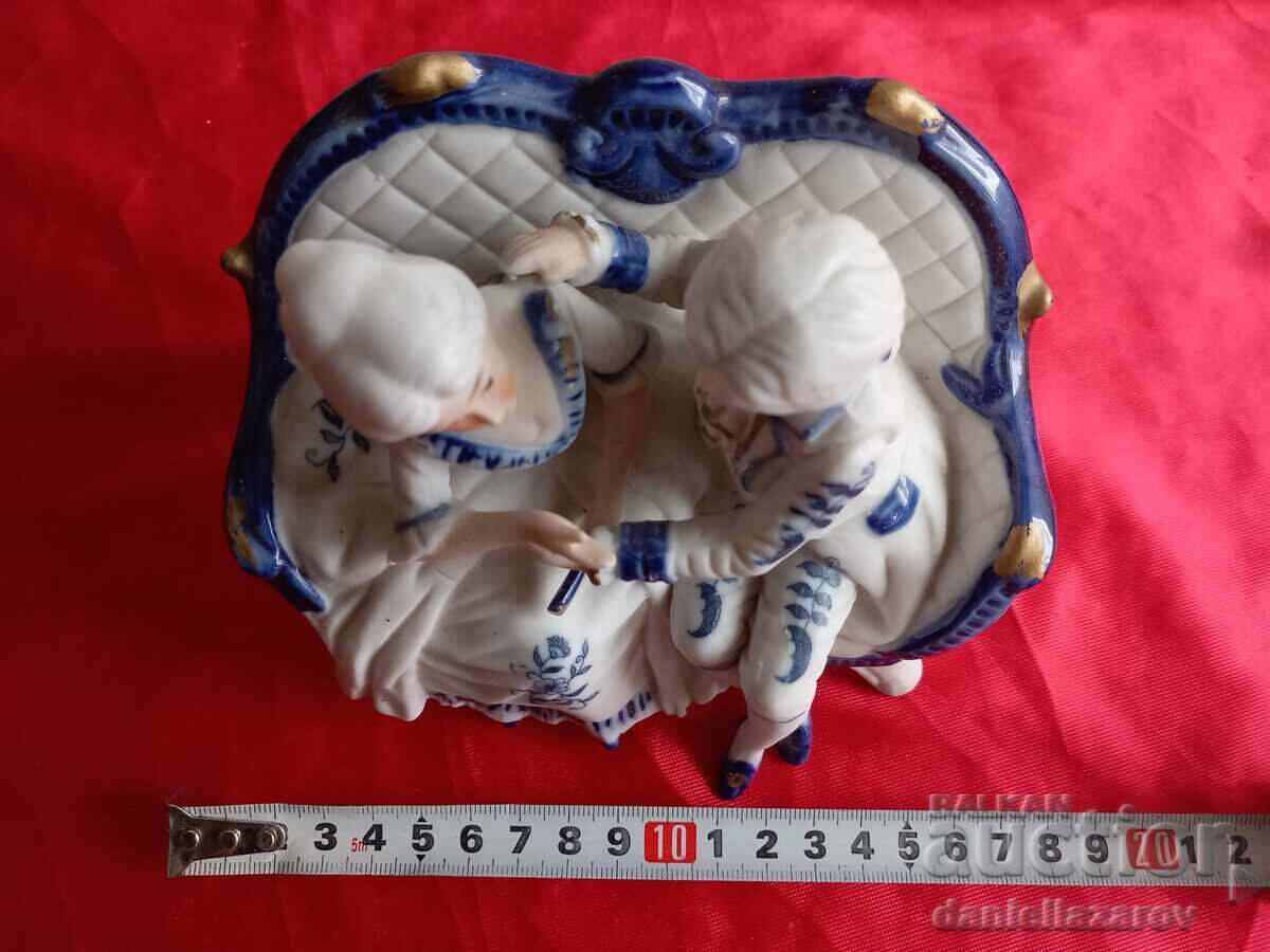 Statuetă din porțelan baroc, compoziție, marcată - 6 Statuetă din porțelan baroc, compoziție, marcată - 6