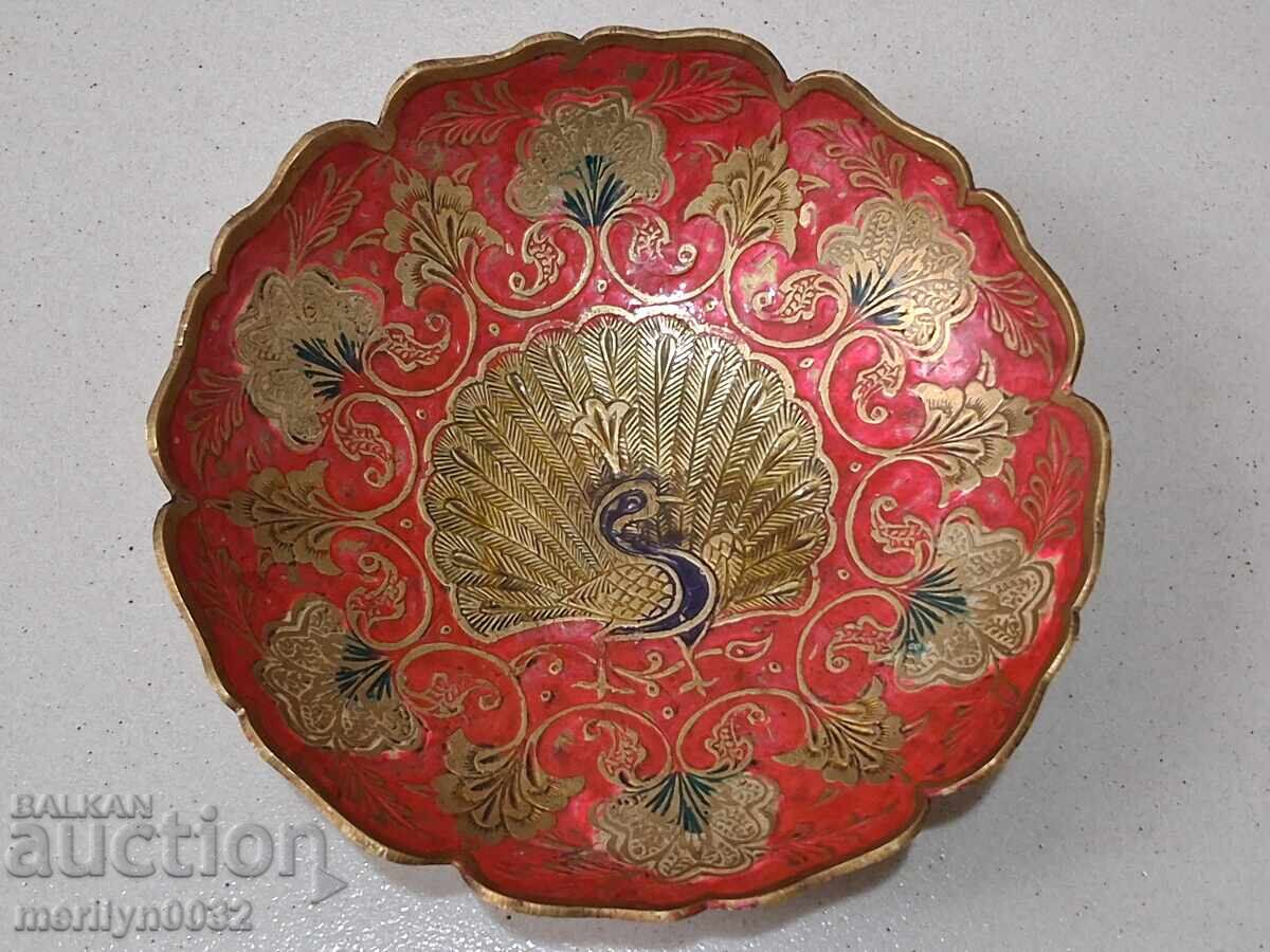 Купичка за ядки с цена € 39.99 | 78.21 лв.