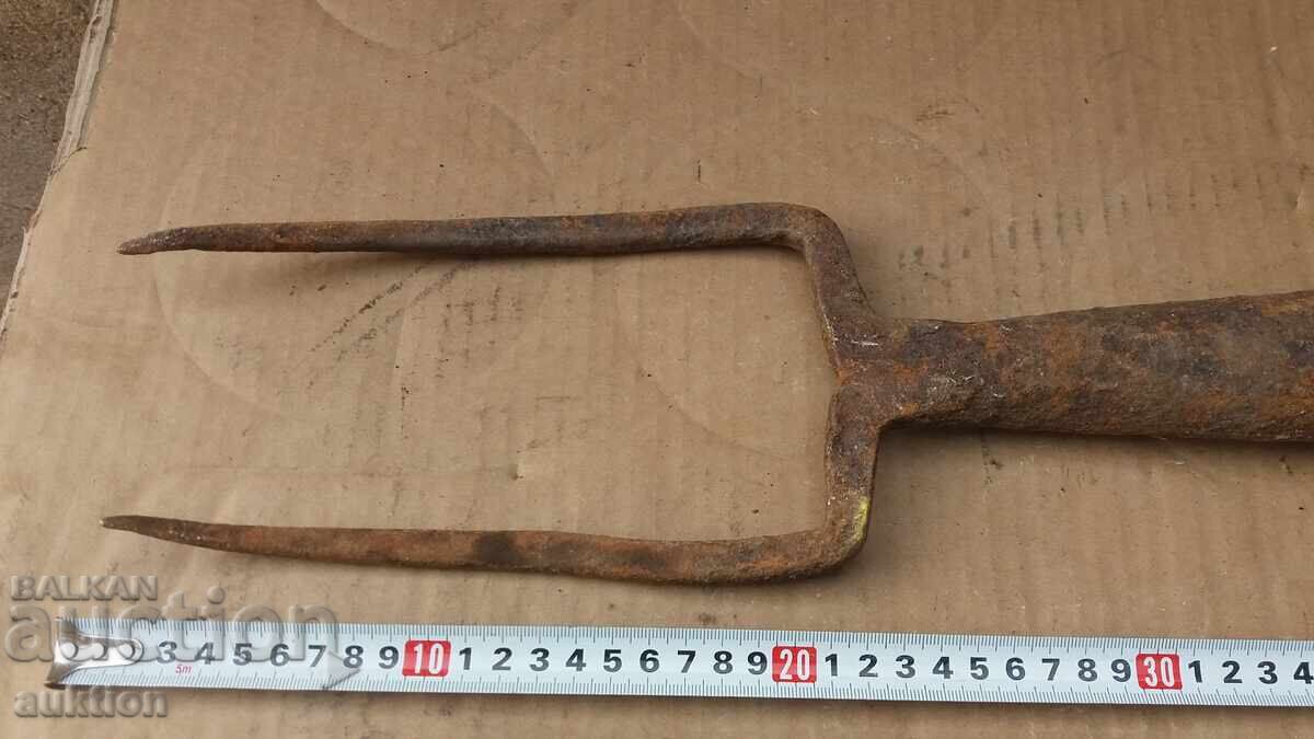 Доставка на КОВАНА ВЪЗРОЖДЕНСКА ВИЛА, ИНСТРУМЕНТ Доставка на КОВАНА ВЪЗРОЖДЕНСКА ВИЛА, ИНСТРУМЕНТ