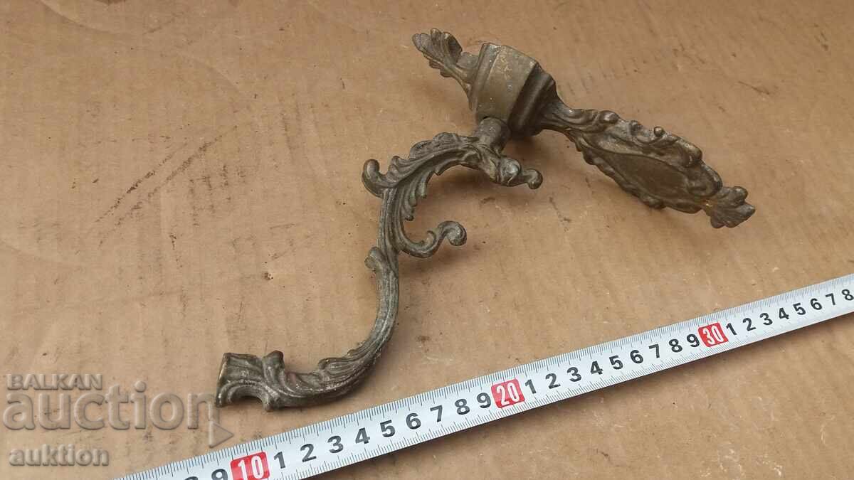 Candelabru masiv din bronz pentru perete