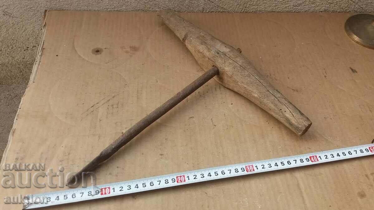 ΑΝΑΓΕΝΝΗΣΙΑΚΟ ΣΦΥΡΗΛΑΤΟ ΣΦΥΡΙ - ΜΙΤΚΑΠ με τιμή € 6.99 | 13.67 BGN