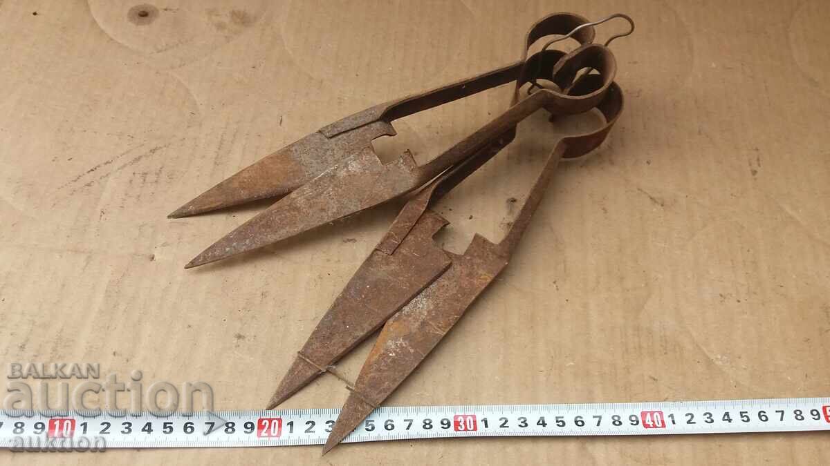 OLD SHEEP SHEARS - WROUGHT IRON with price € 2.99 | 5.85 BGN OLD SHEEP SHEARS - WROUGHT IRON with price € 2.99 | 5.85 BGN