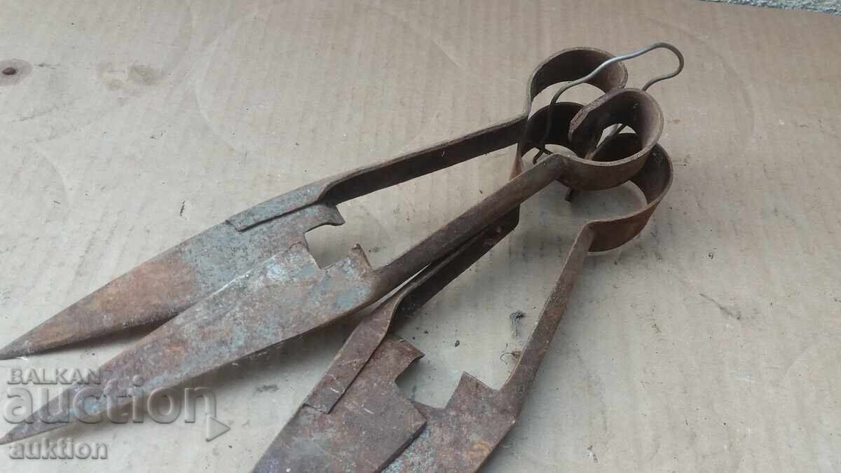 Delivery of OLD SHEEP SHEARS - WROUGHT IRON Delivery of OLD SHEEP SHEARS - WROUGHT IRON