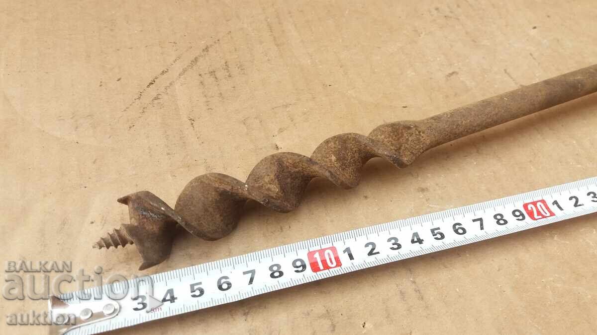 UNELTĂ DE TAMPLĂRIE DIN LEMN FORJAT DE EPOCĂ - MITCAP SVRIDEL cu preț € 2.99 | 5.85 BGN