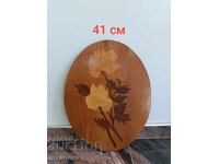 Sculptură în lemn de pe vremea comuniștilor, lucrată manual