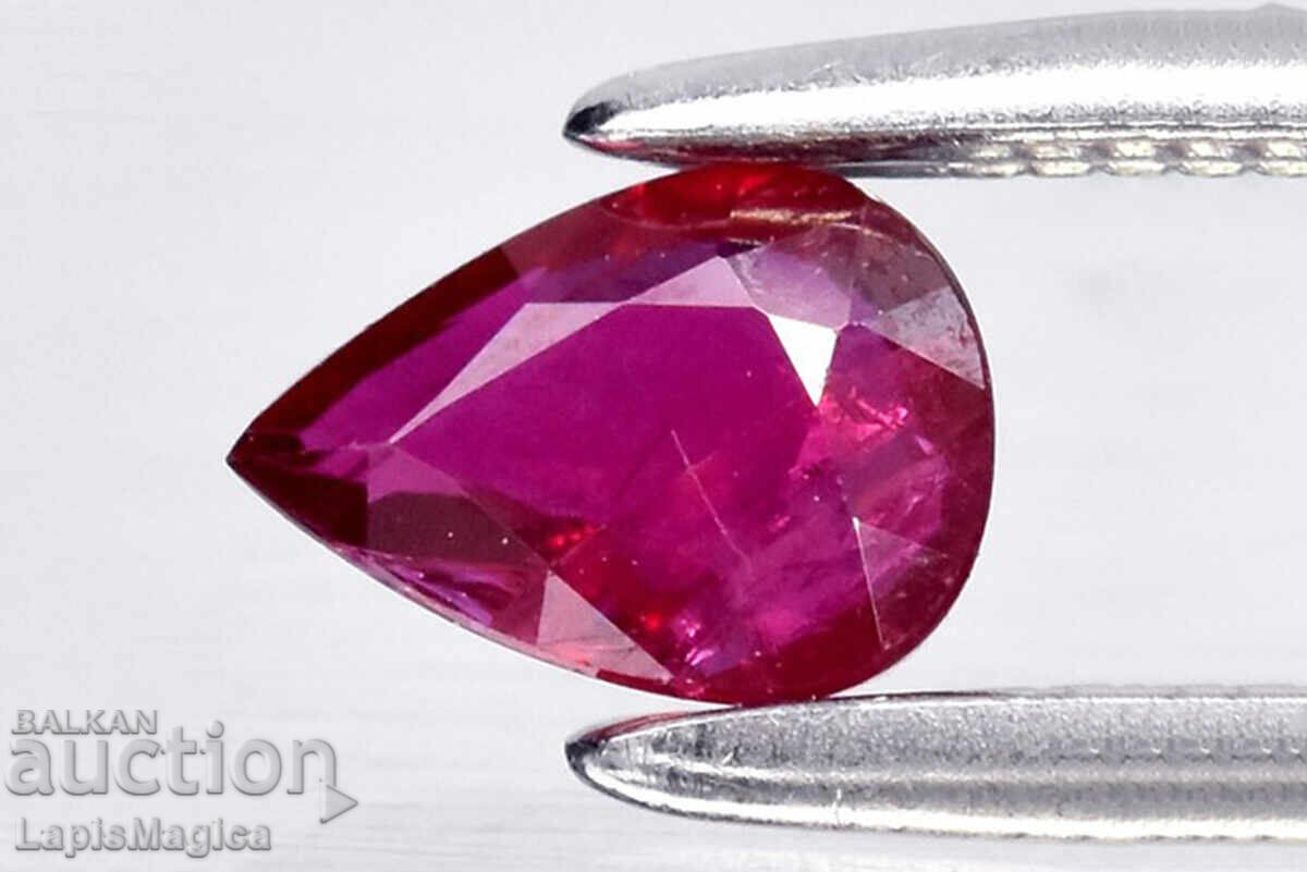 Rubin violet-roșu 0.31ct netratat 5.2x3.7mm, șlefuit Rubin violet-roșu 0.31ct netratat 5.2x3.7mm, șlefuit