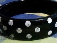 красива сетклана гривна тип кихлибар  тешка