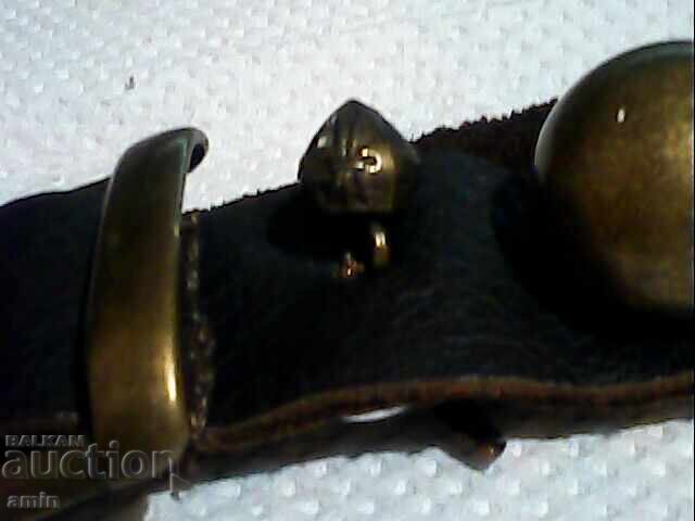 Delivery of Old leather bracelets, extraordinary heads for rockers Delivery of Old leather bracelets, extraordinary heads for rockers