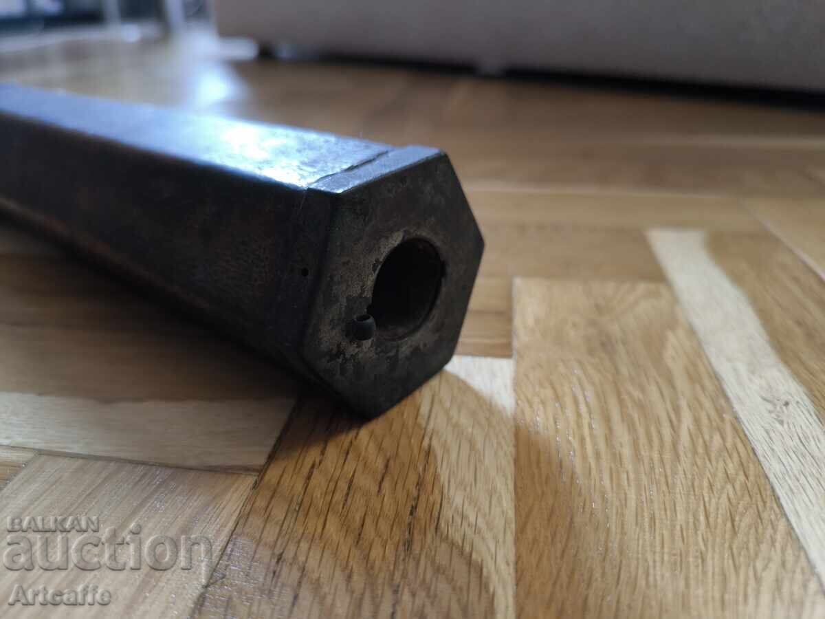 Teacă antică japoneză pentru lance (Yari), perioada Edo–Meiji cu preț € 200.00 | 391.17 BGN