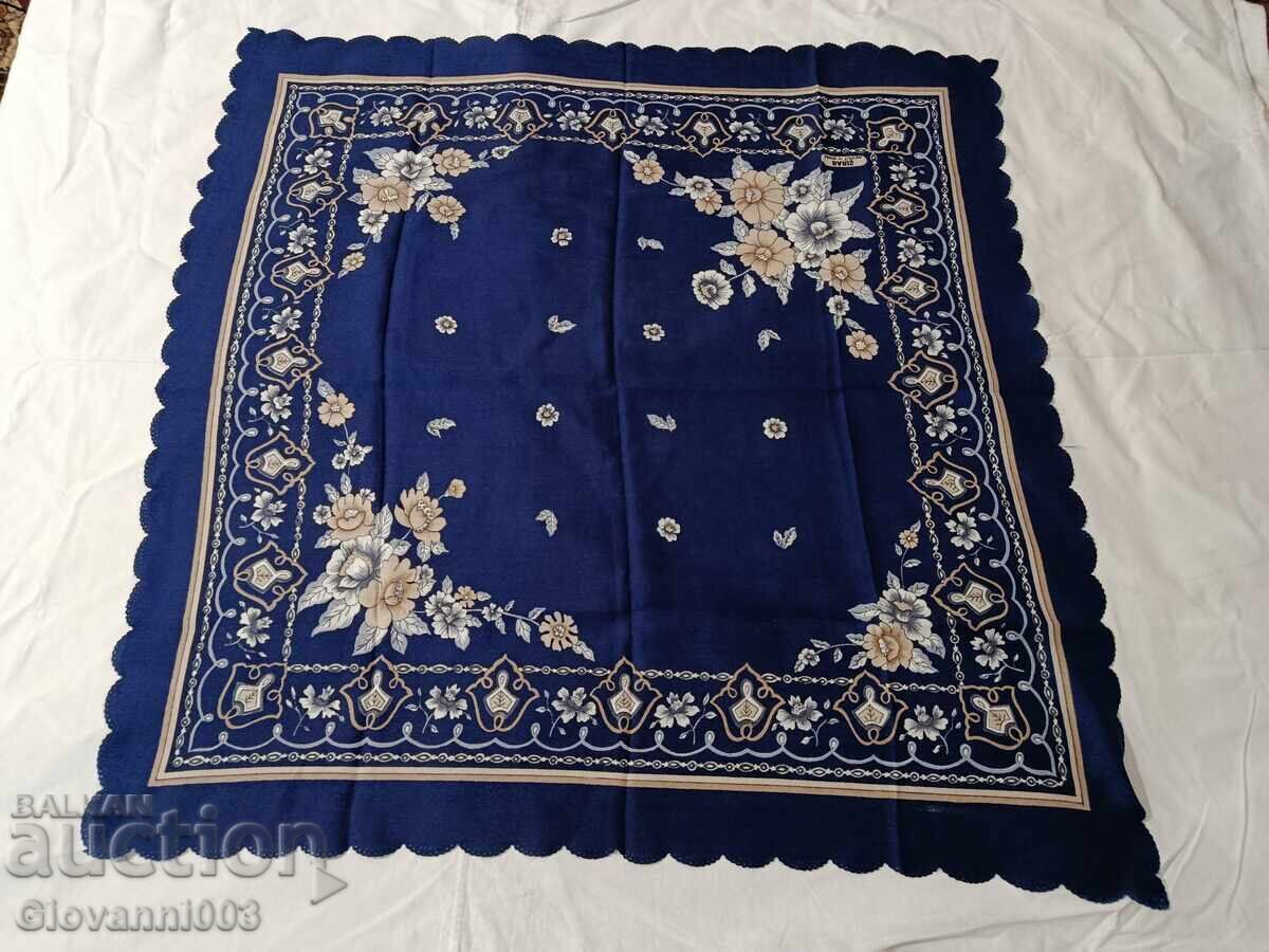 Забрадка за глава 34 с цена € 8.00 | 15.65 лв.