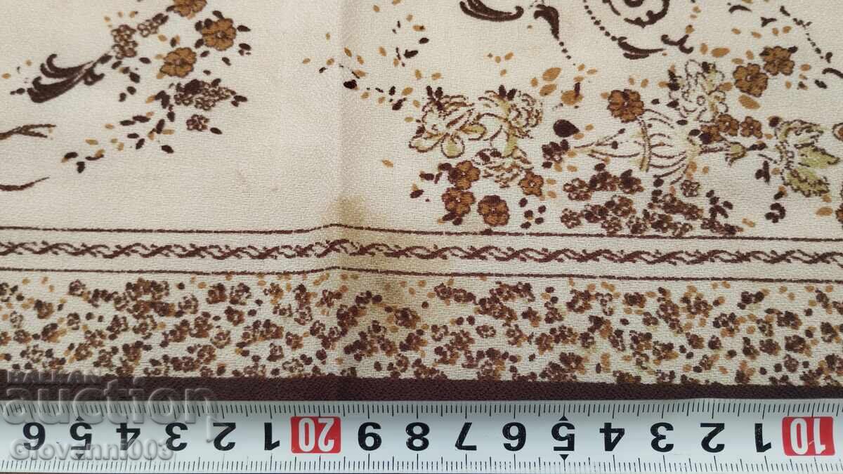 Δημοπρασία Κάλυμμα κεφαλής 36