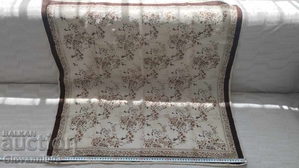 Παράδοση Κάλυμμα κεφαλής 36