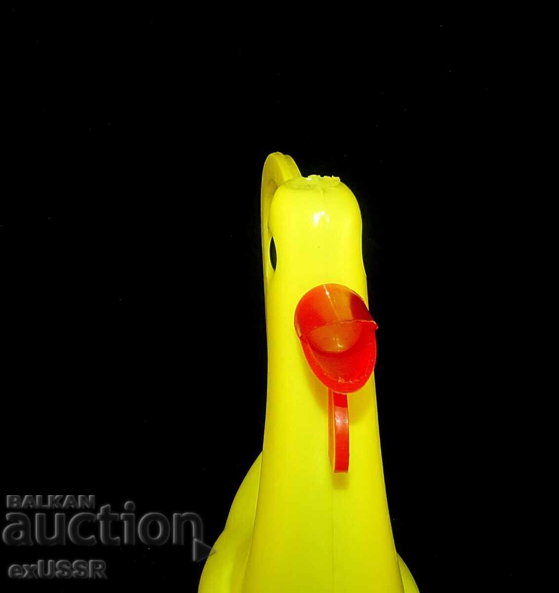 Veche stropitoare de jucărie pentru copii, model social, cocoș cu preț € 15.00 | 29.34 BGN