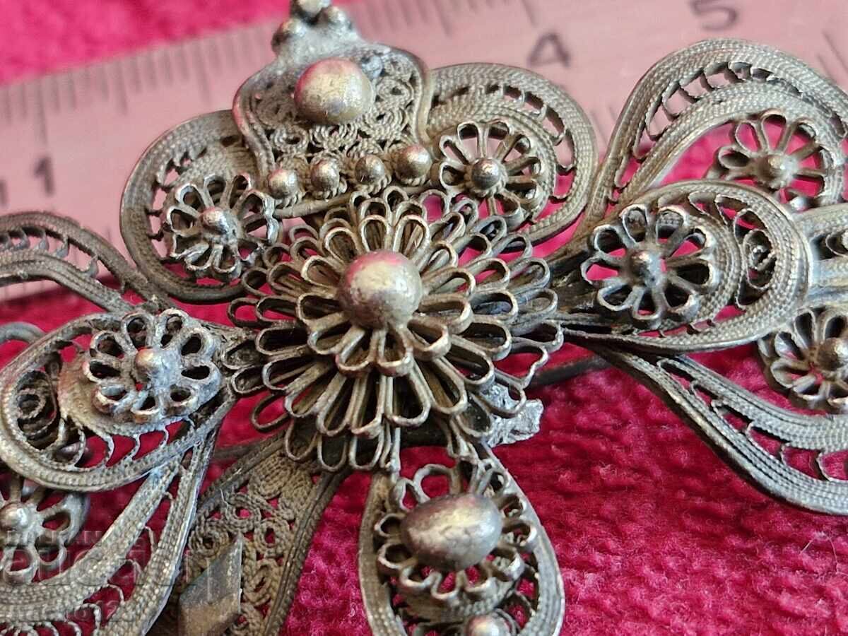 Auction  Old silver brooch FILIGREE