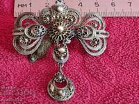 Стара сребърна брошка ФИЛИГРАН