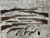 Guns, pistols, bayonets... S&W, Remington... etc