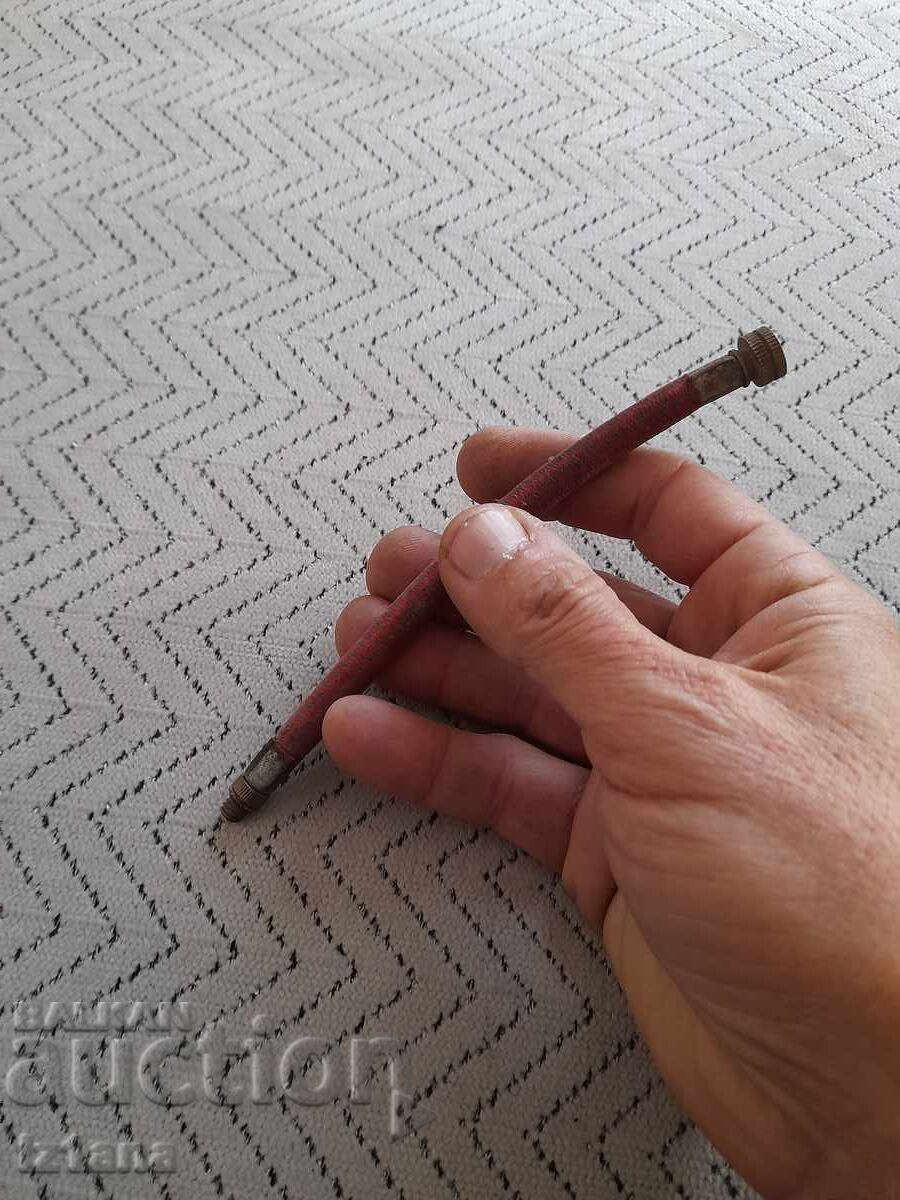 Furtun vechi pentru pompa de bicicleta cu preț € 8.00 | 15.65 BGN Furtun vechi pentru pompa de bicicleta cu preț € 8.00 | 15.65 BGN