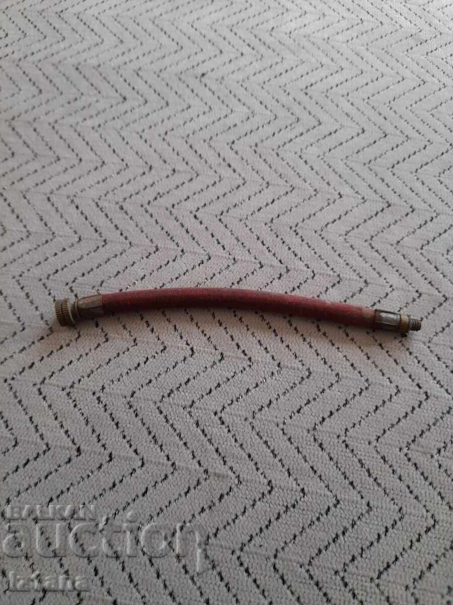 Furtun vechi pentru pompa de bicicleta Furtun vechi pentru pompa de bicicleta