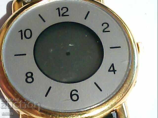 2 Gold-Plated Electronic Watches, Working Without Batteries with price € 20.00 | 39.12 BGN