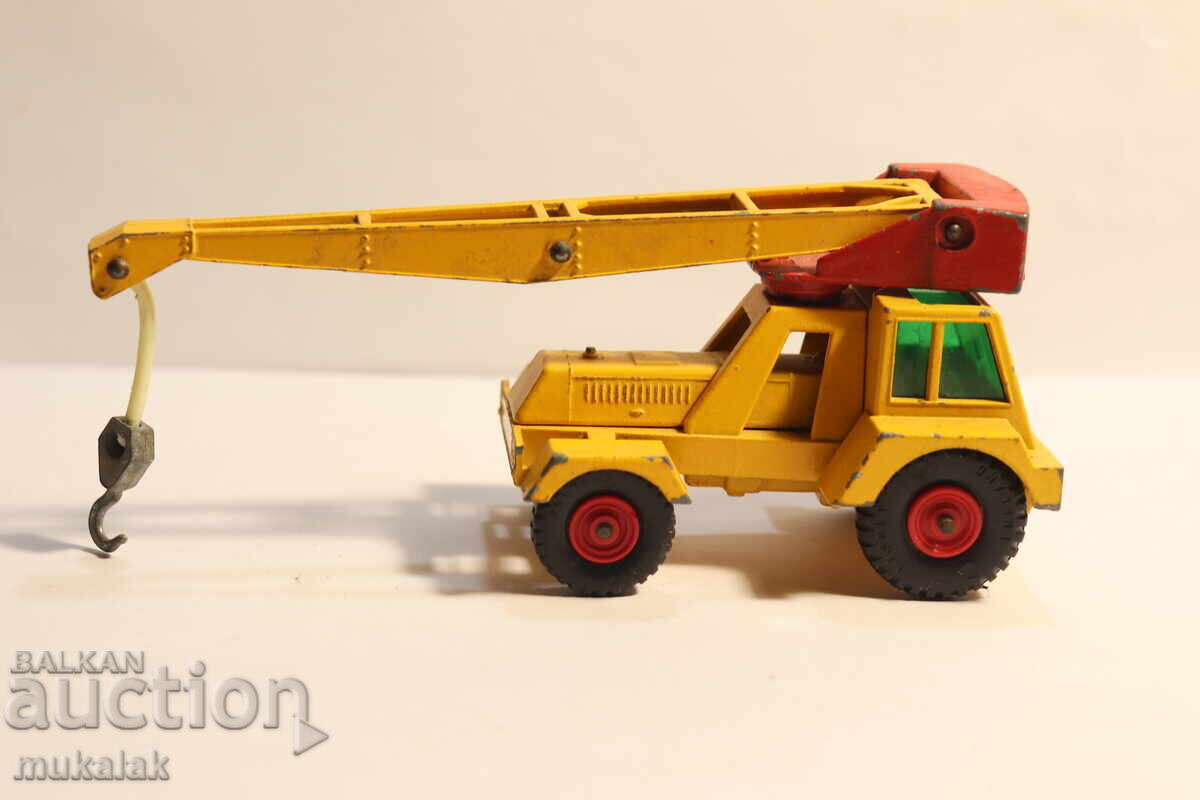 MATCHBOX MACARA AUTO MODEL