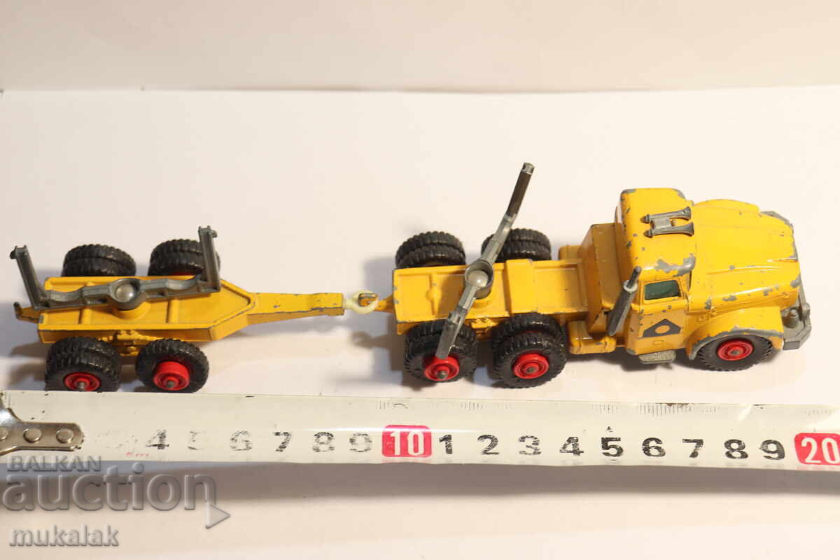 Доставка на MATCHBOX  КАМИОН ДЪРВАРКА    КОЛИЧКА  МОДЕЛ