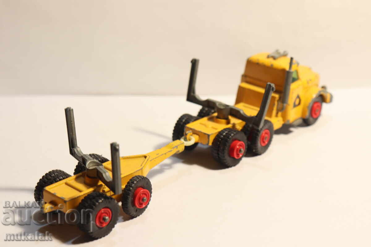 MATCHBOX  КАМИОН ДЪРВАРКА    КОЛИЧКА  МОДЕЛ - 5