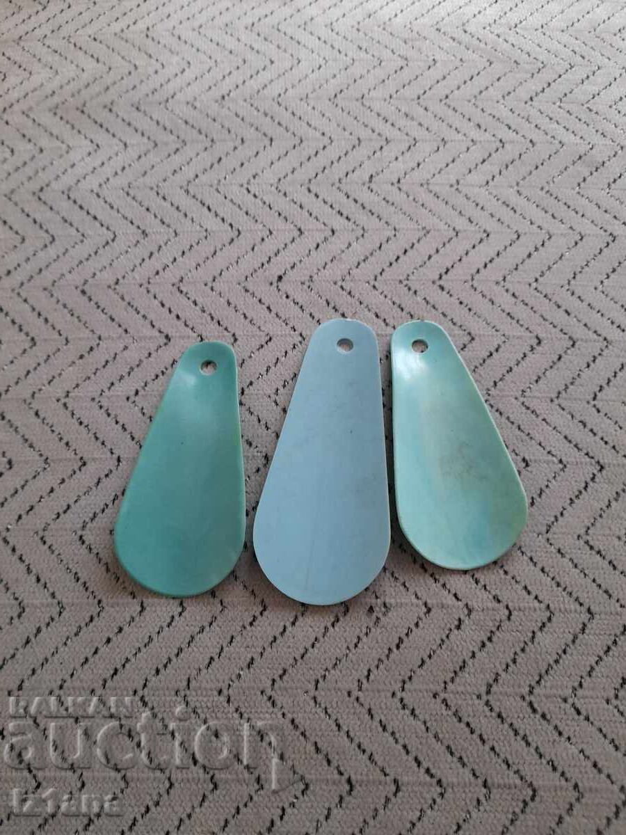 Încălțăminte veche, încălțăminte cu preț € 11.00 | 21.51 BGN Încălțăminte veche, încălțăminte cu preț € 11.00 | 21.51 BGN