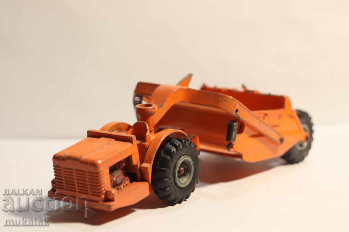 MATCHBOX   КАМИОН  БАГЕР САМОСВАЛ   КОЛИЧКА  МОДЕЛ с цена € 10.00 | 19.56 лв.