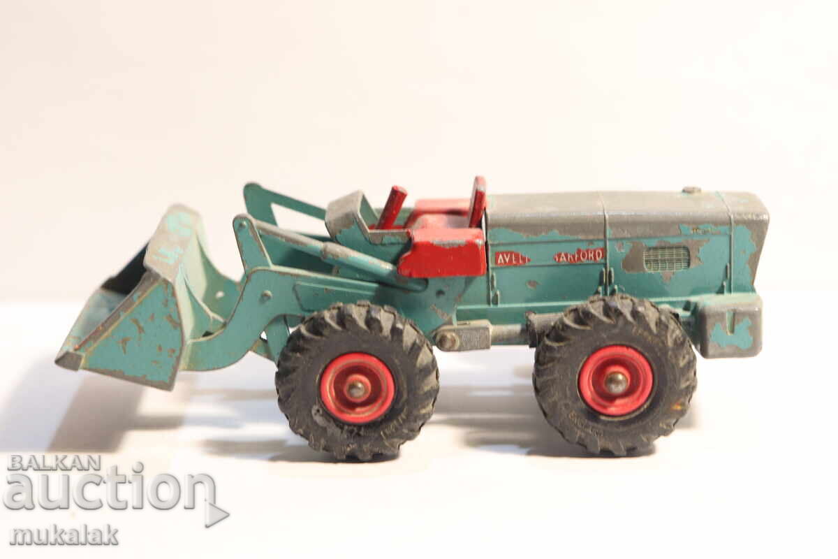 MATCHBOX БАГЕР ФАДРОМА ТОВАРАЧ КОЛИЧКА МОДЕЛ MATCHBOX БАГЕР ФАДРОМА ТОВАРАЧ КОЛИЧКА МОДЕЛ