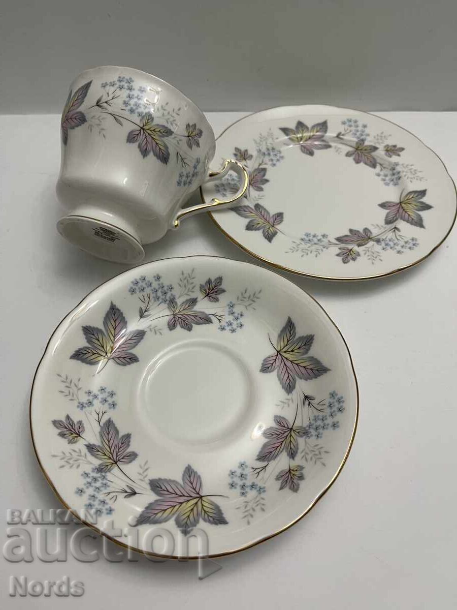 Παράδοση Paragon Αγγλικό τριπλό σετ τσαγιού