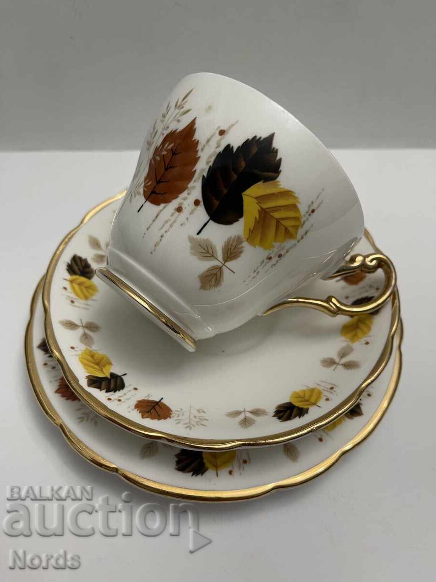 Set de ceai englezesc triplu cu preț € 0.01 | 0.02 BGN