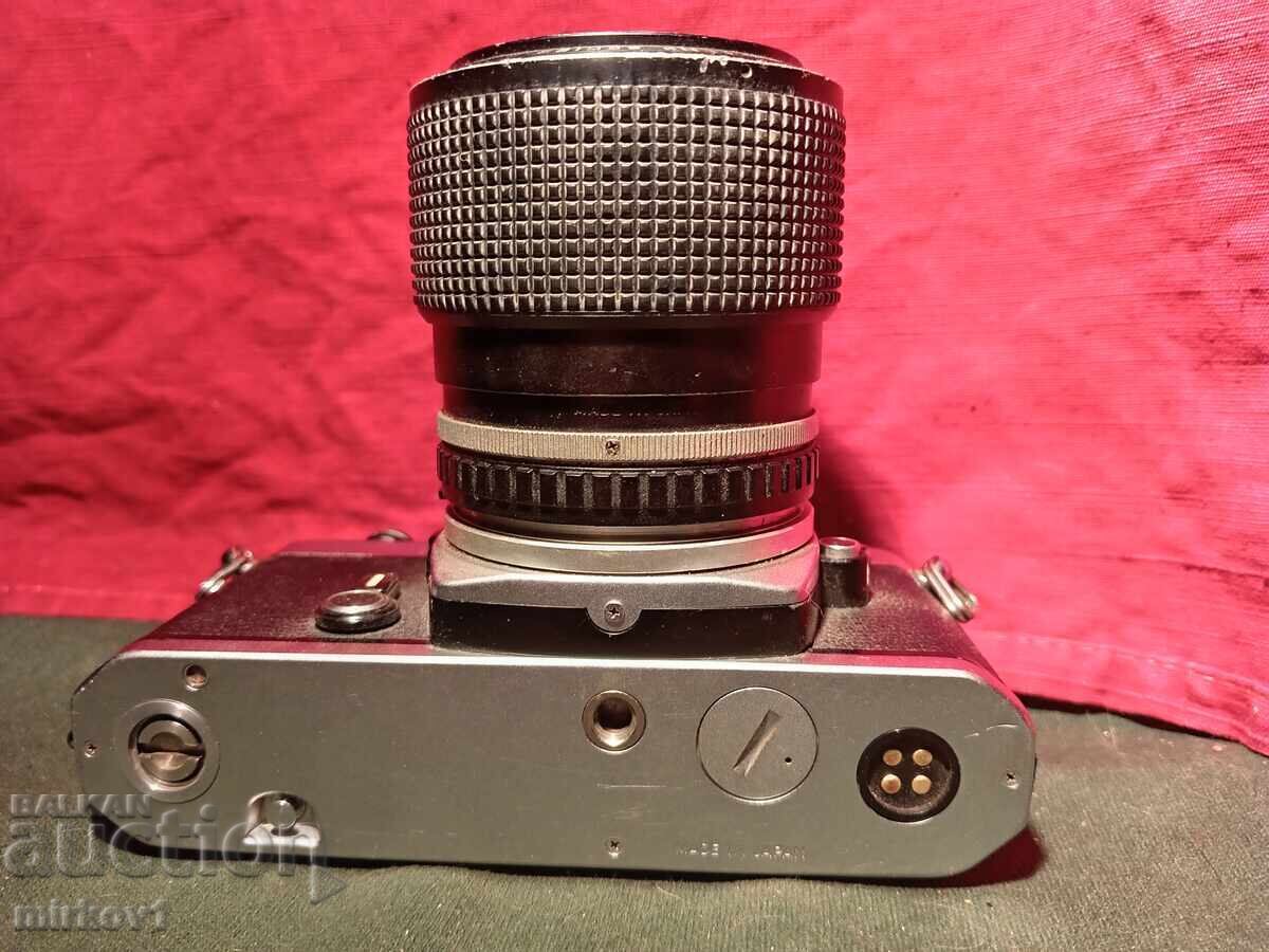 Колекционерски фотоапарат NIKON FE - 6