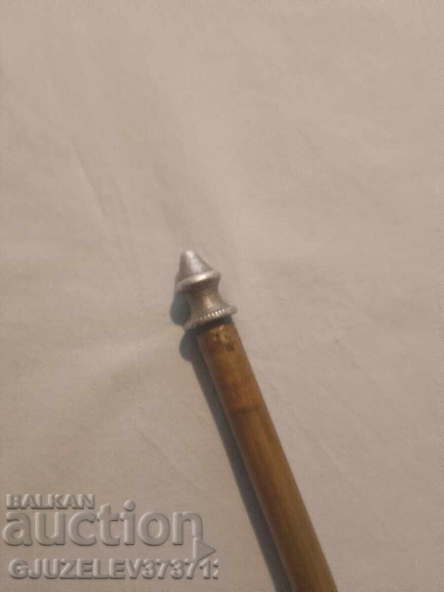 Licitație Stativ metalic extensibil din bronz vintage francez pentru cameră Licitație Stativ metalic extensibil din bronz vintage francez pentru cameră