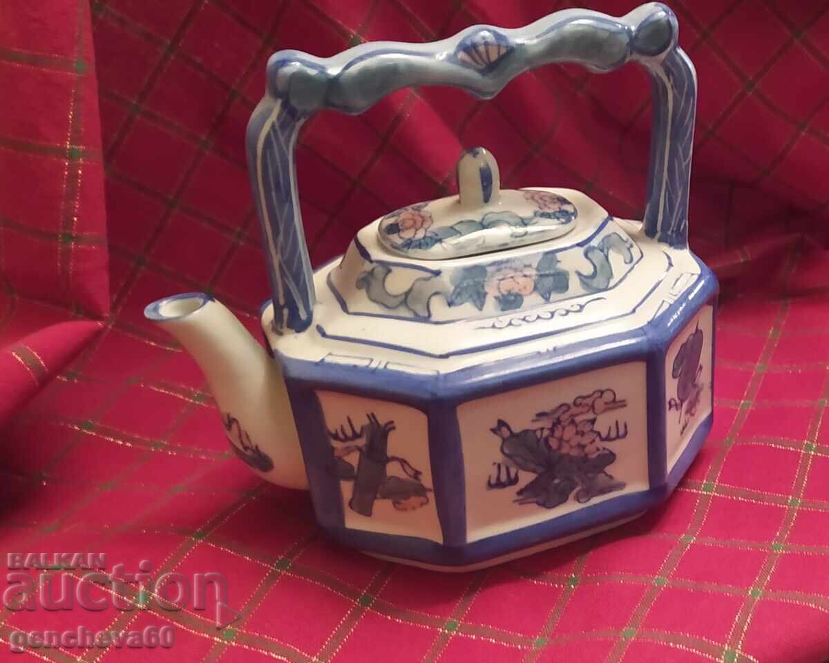 Αντίκα κινέζικο τσαγιέρα με σχέδιο λωτού, κρίνος