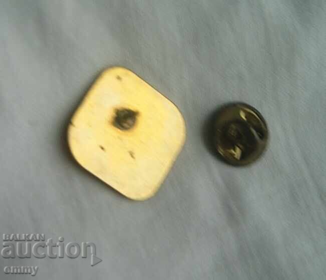 Значка СЛРБ - Съюз на ловците и риболовците в България, 1898 с цена € 2.00 | 3.91 лв.