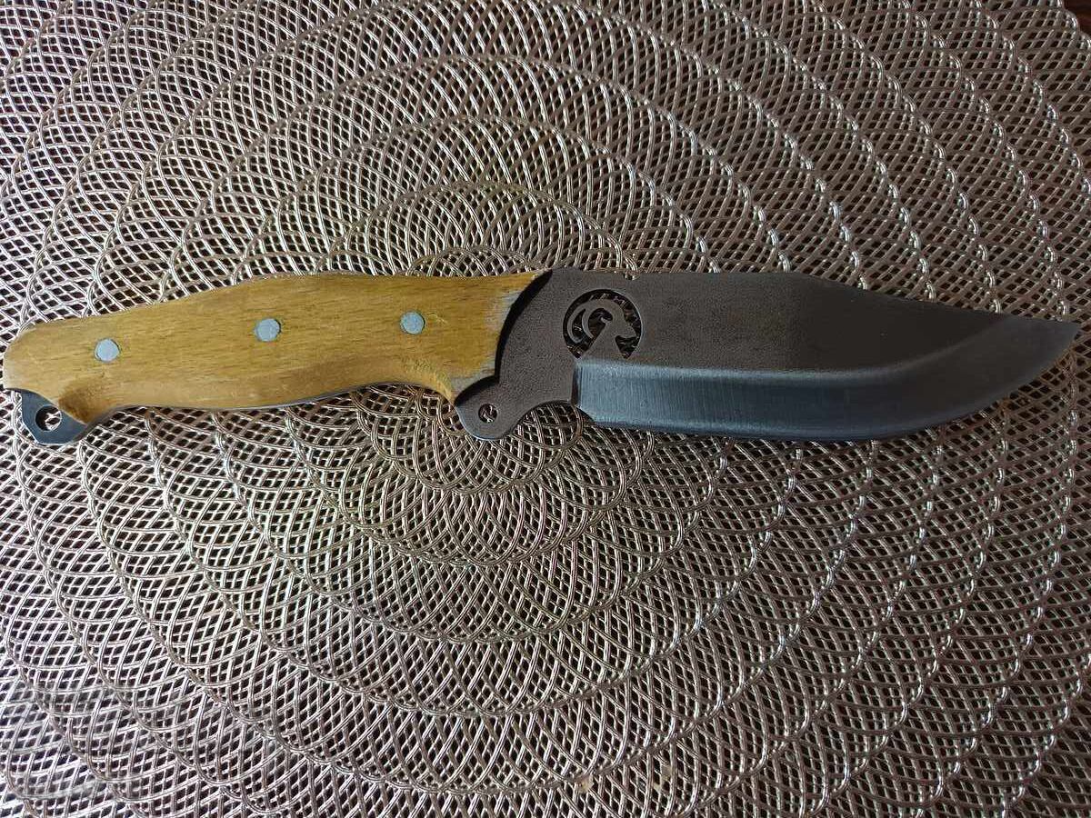 Μαεστρικός κυνηγετικός σουγιάς με τιμή € 20.00 | 39.12 BGN Μαεστρικός κυνηγετικός σουγιάς με τιμή € 20.00 | 39.12 BGN