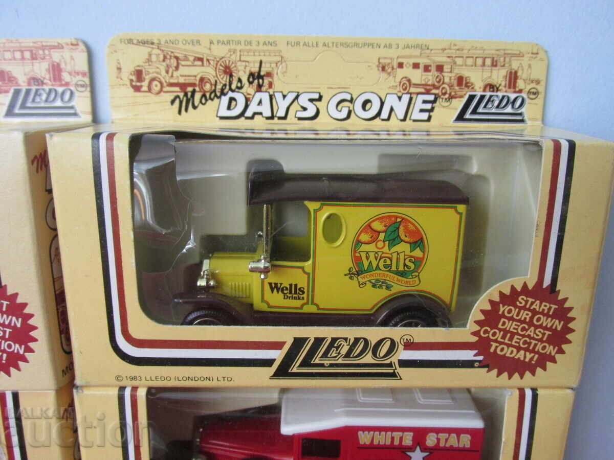 Licitație Carucioare retro Licitație Carucioare retro