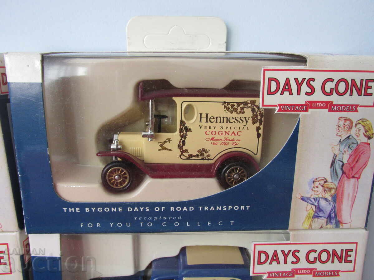 Licitație Carucioare retro Licitație Carucioare retro