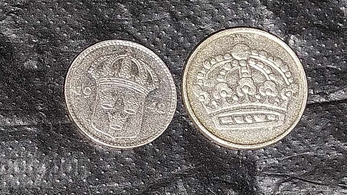 Livrarea Două monede vechi de argint din Suedia
