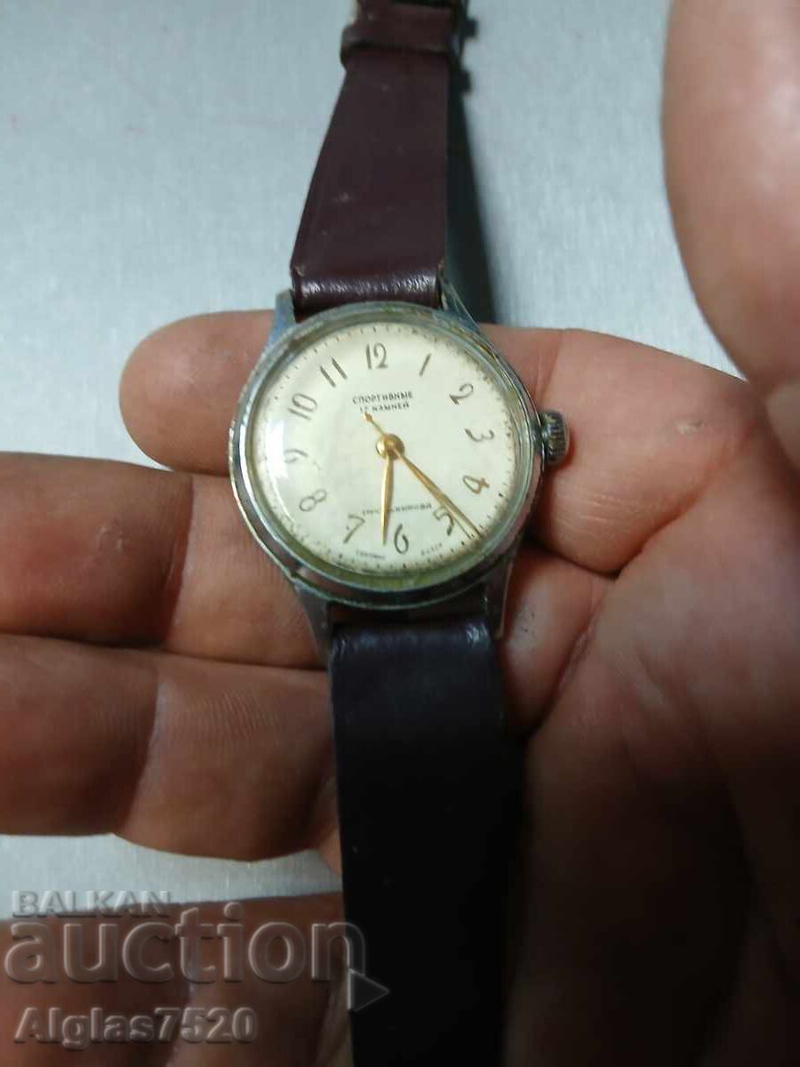 Παράδοση Ρωσικό ρολόι "Κίροφ Σπορτίβνι"- λειτουργεί Παράδοση Ρωσικό ρολόι "Κίροφ Σπορτίβνι"- λειτουργεί