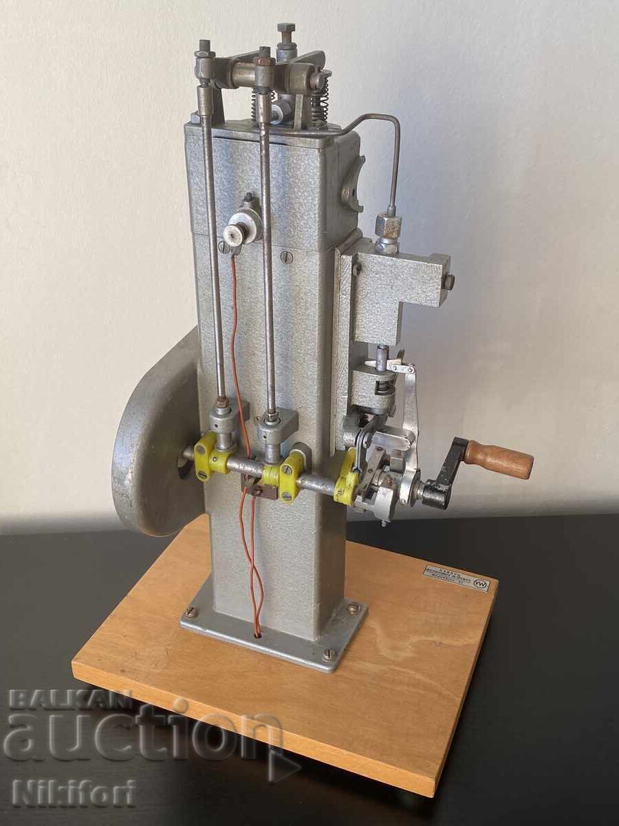 Social Educational Model of an Internal Combustion Engine Cutaway with price € 185.00 | 361.83 BGN
