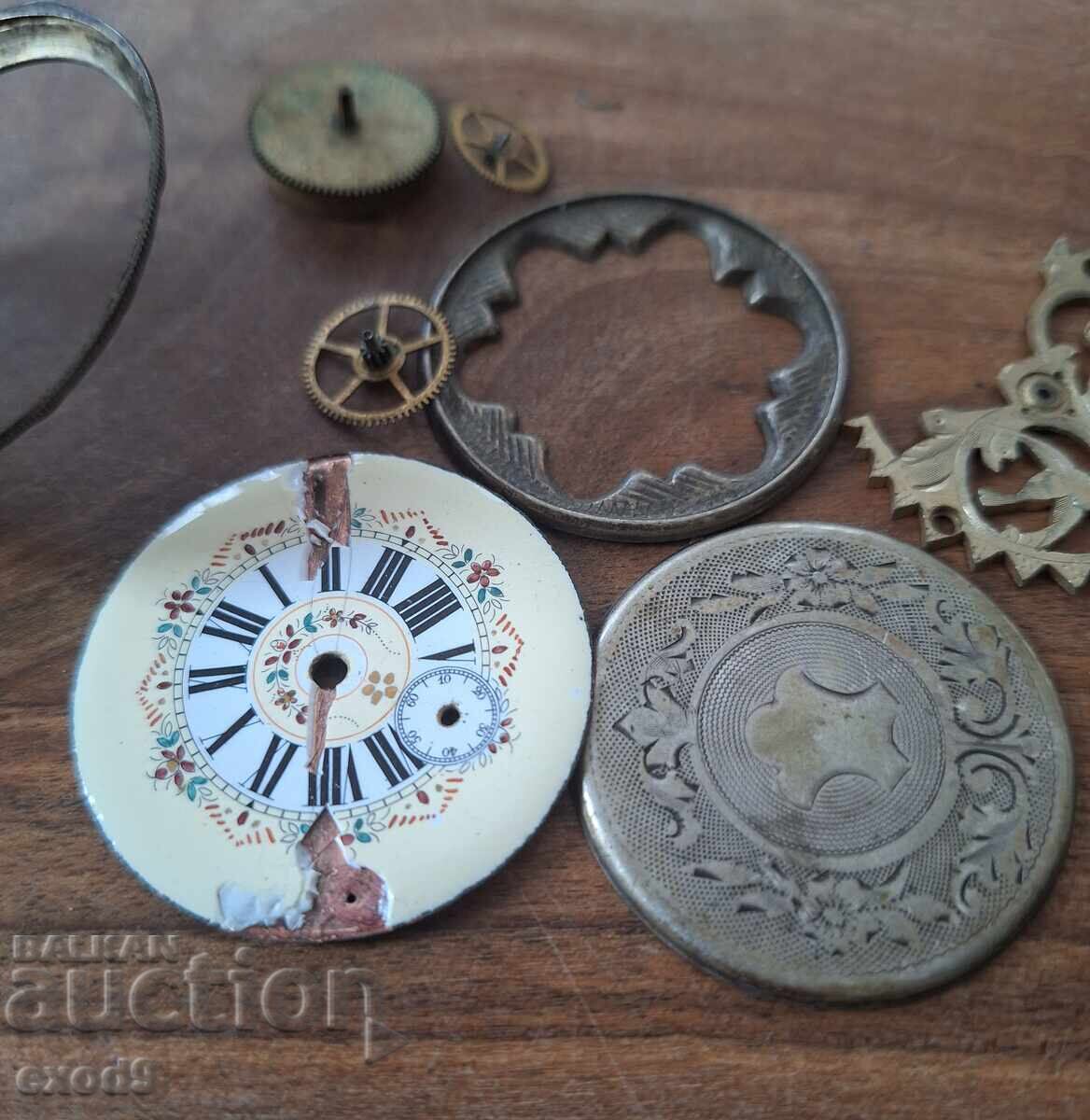 Ceas de argint pentru bărbați / BZȚ! cu preț € 0.01 | 0.02 BGN