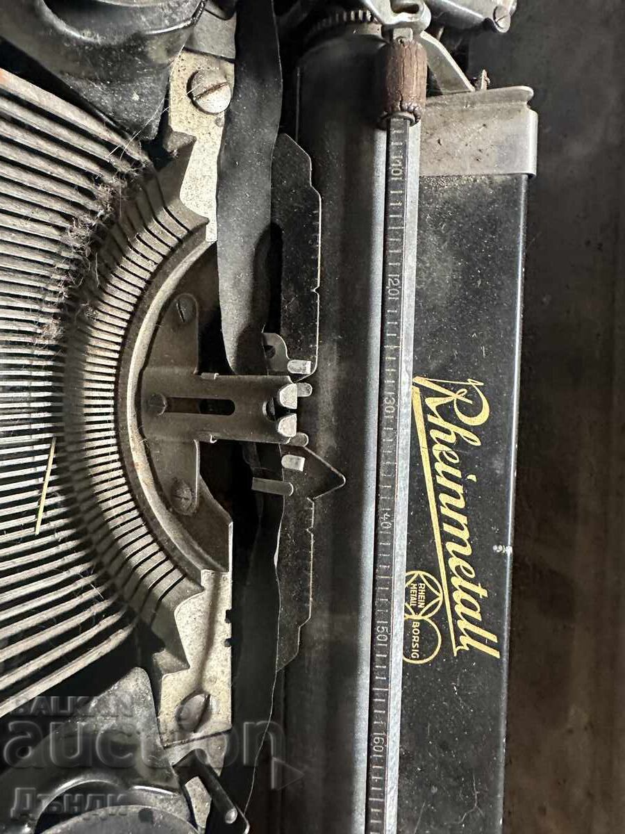 Livrarea Maşină de scris