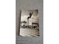 Стара чернобяла картичка Полша Варшава паметник