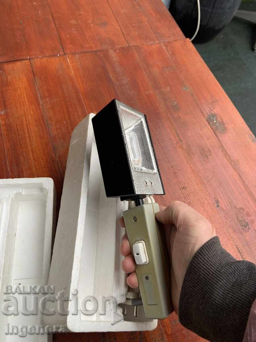 Аукцион ОСВЕТИТЕЛНО ТЯЛО ЛАМПА СВЕТКАВИЦА ГЕРМАНИЯ НОВО Аукцион ОСВЕТИТЕЛНО ТЯЛО ЛАМПА СВЕТКАВИЦА ГЕРМАНИЯ НОВО