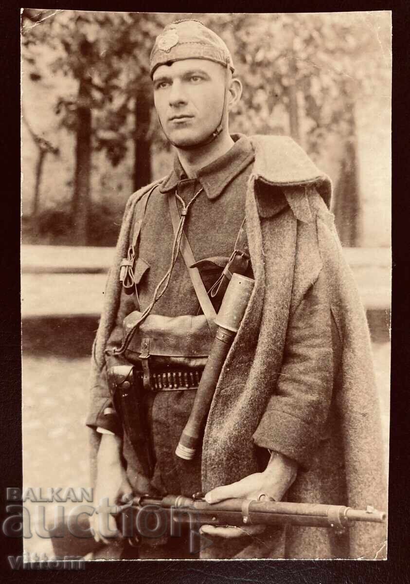 Παράδοση ΒΜΡΟ ομάδα κομιτατζήδων 1924 Μακεδονία 3 φωτογραφίες στολές