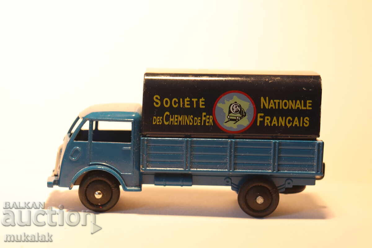 DINKY TOYS TRUCK CART MODEL